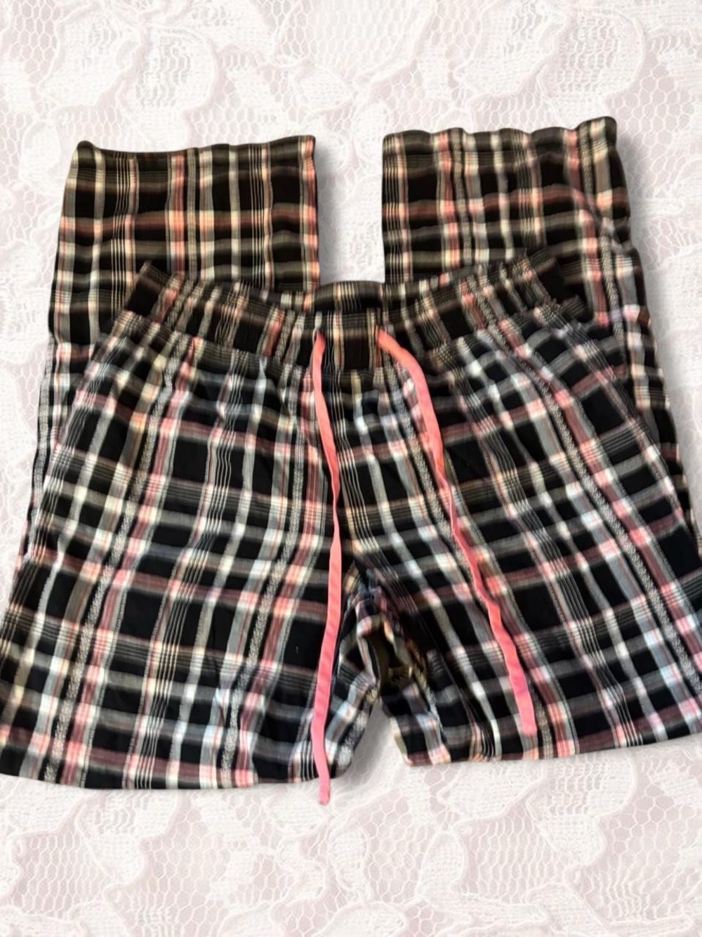 Secret Treasures Black Plaid Pajama Bottoms with Pink Trim